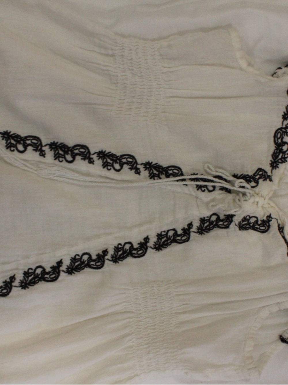 Women’s Cream Embroidered Tie-Front Tunic Top